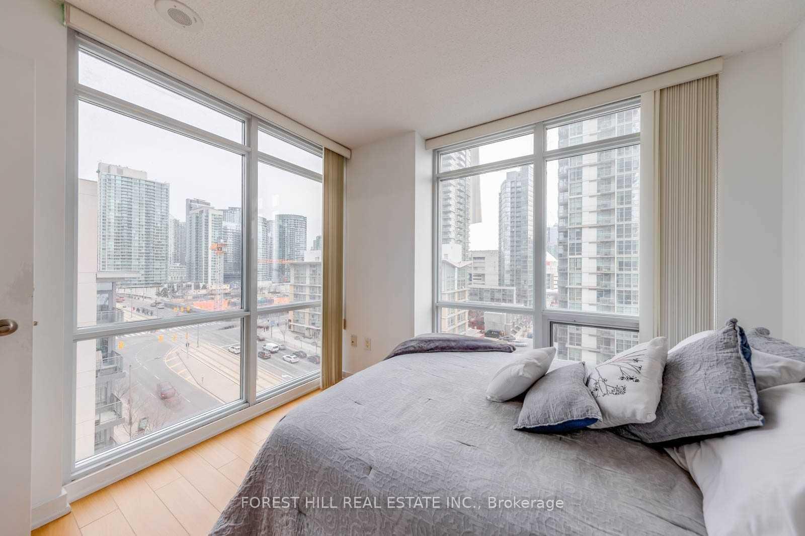 Photo 5 of Unit 1006, 11 Brunel Court, Toronto, Waterfront Communities — HOMEH