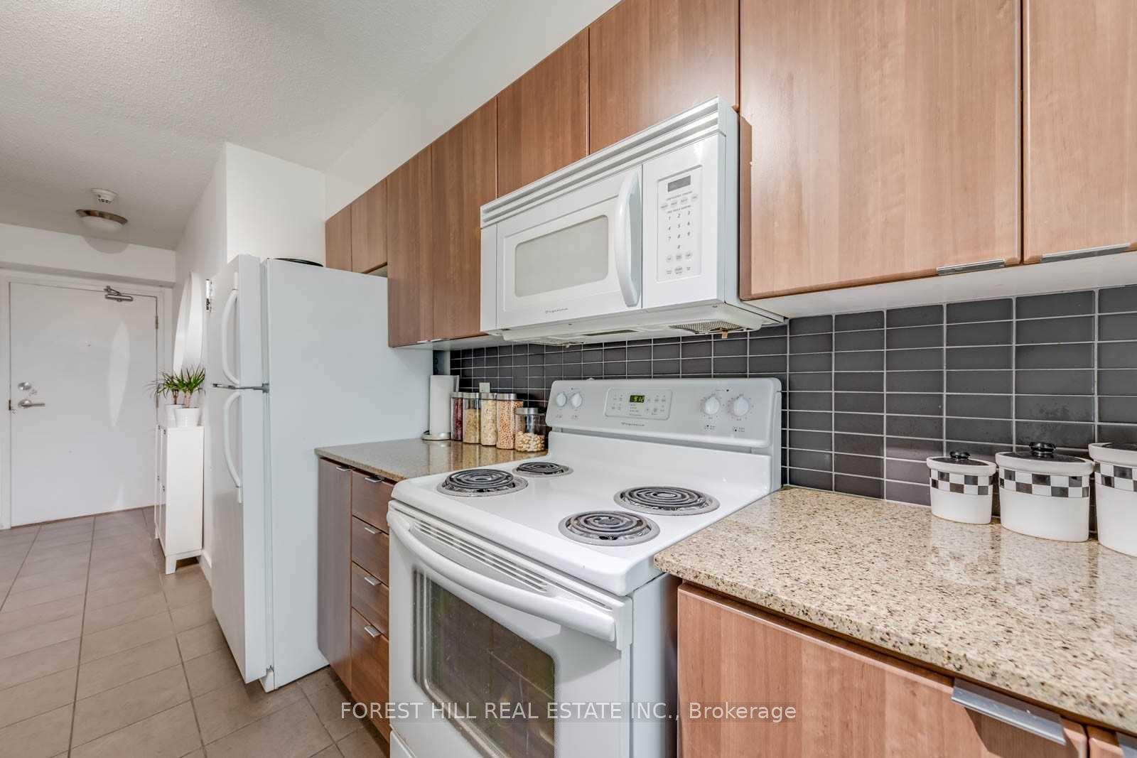 Photo 11 of Unit 1006, 11 Brunel Court, Toronto, Waterfront Communities — HOMEH