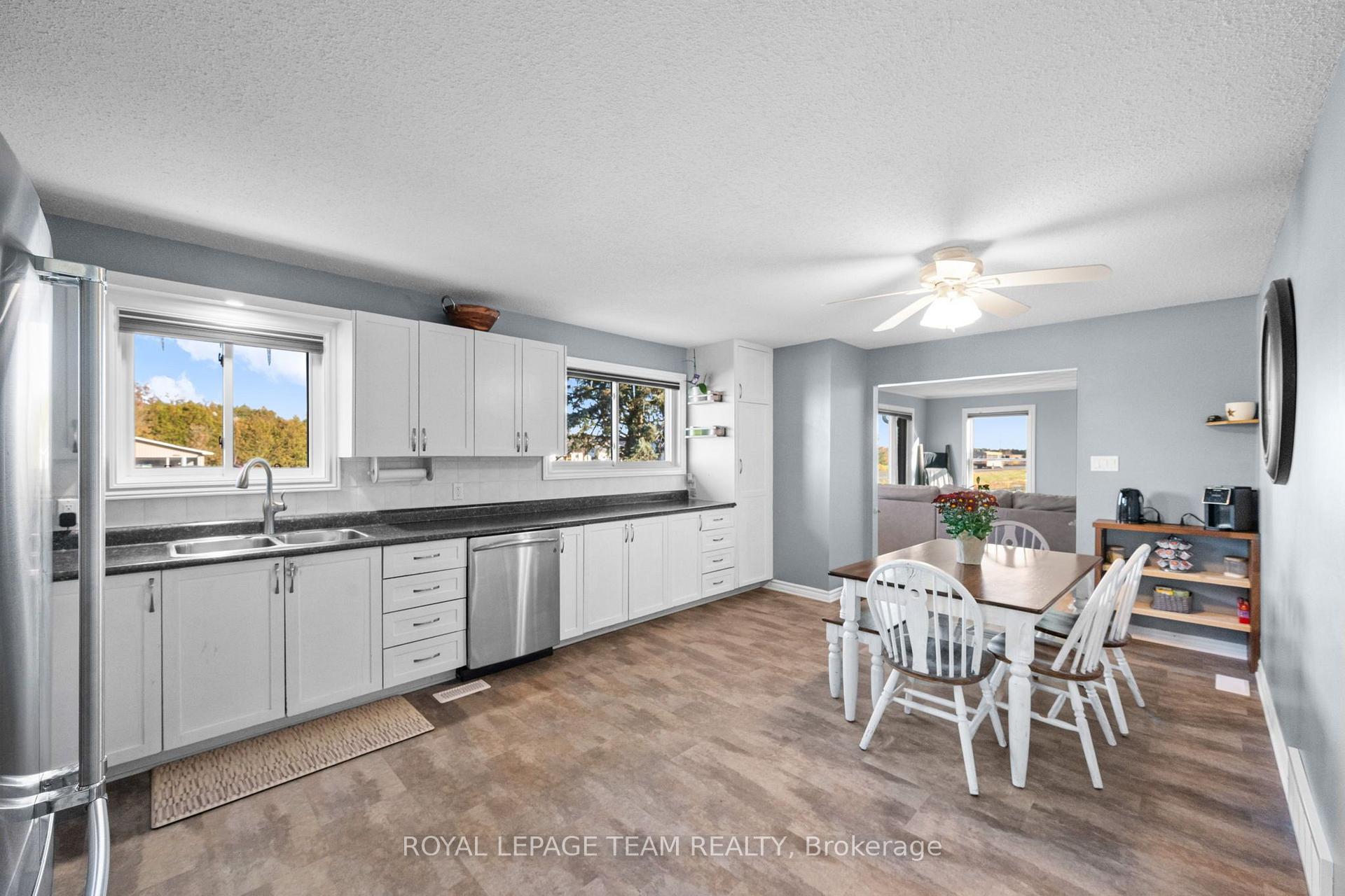 Photo 4 of 906 Russell Road, Clarence-Rockland, Clarence/Rockland Twp — HOMEH