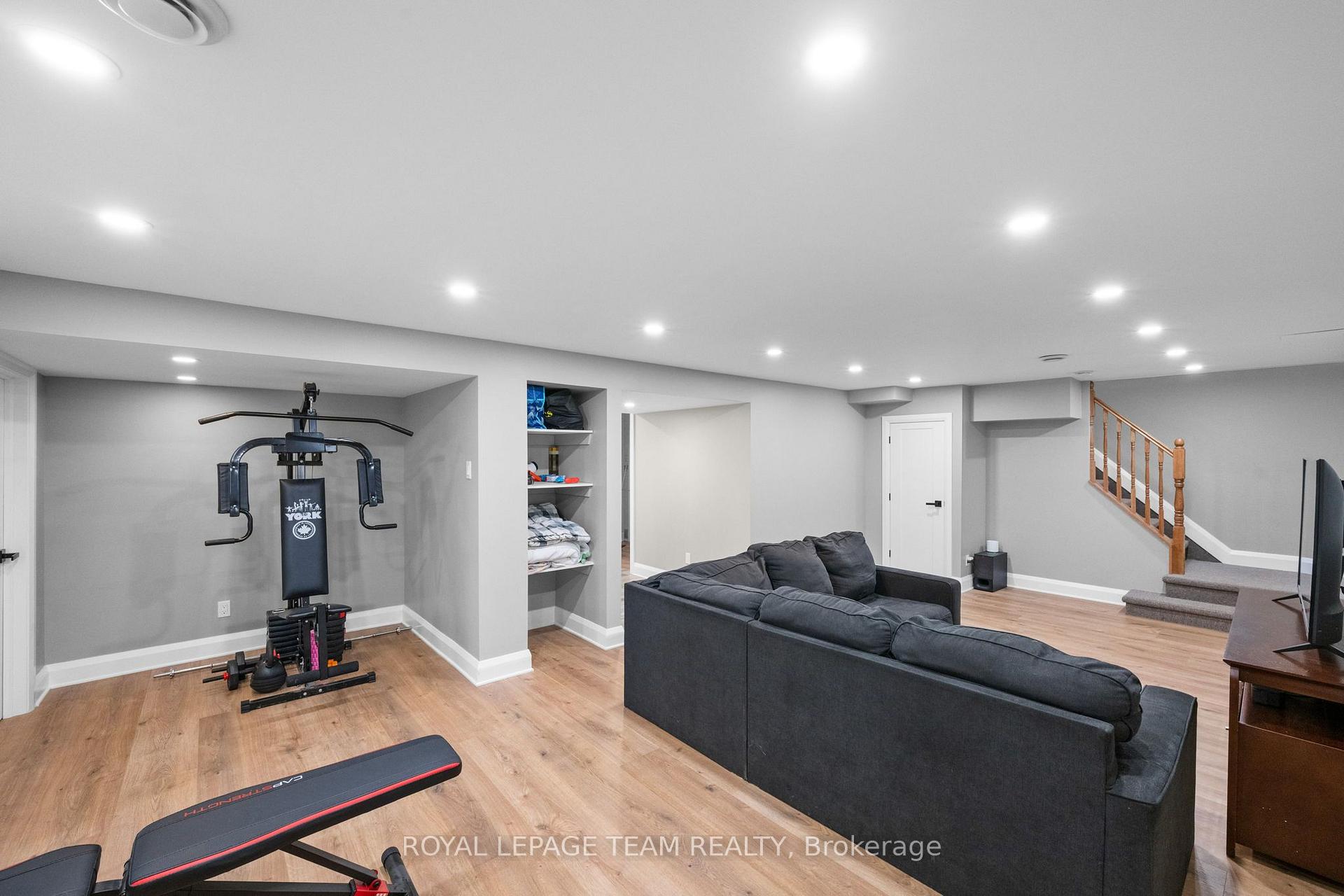 Photo 15 of 906 Russell Road, Clarence-Rockland, Clarence/Rockland Twp — HOMEH