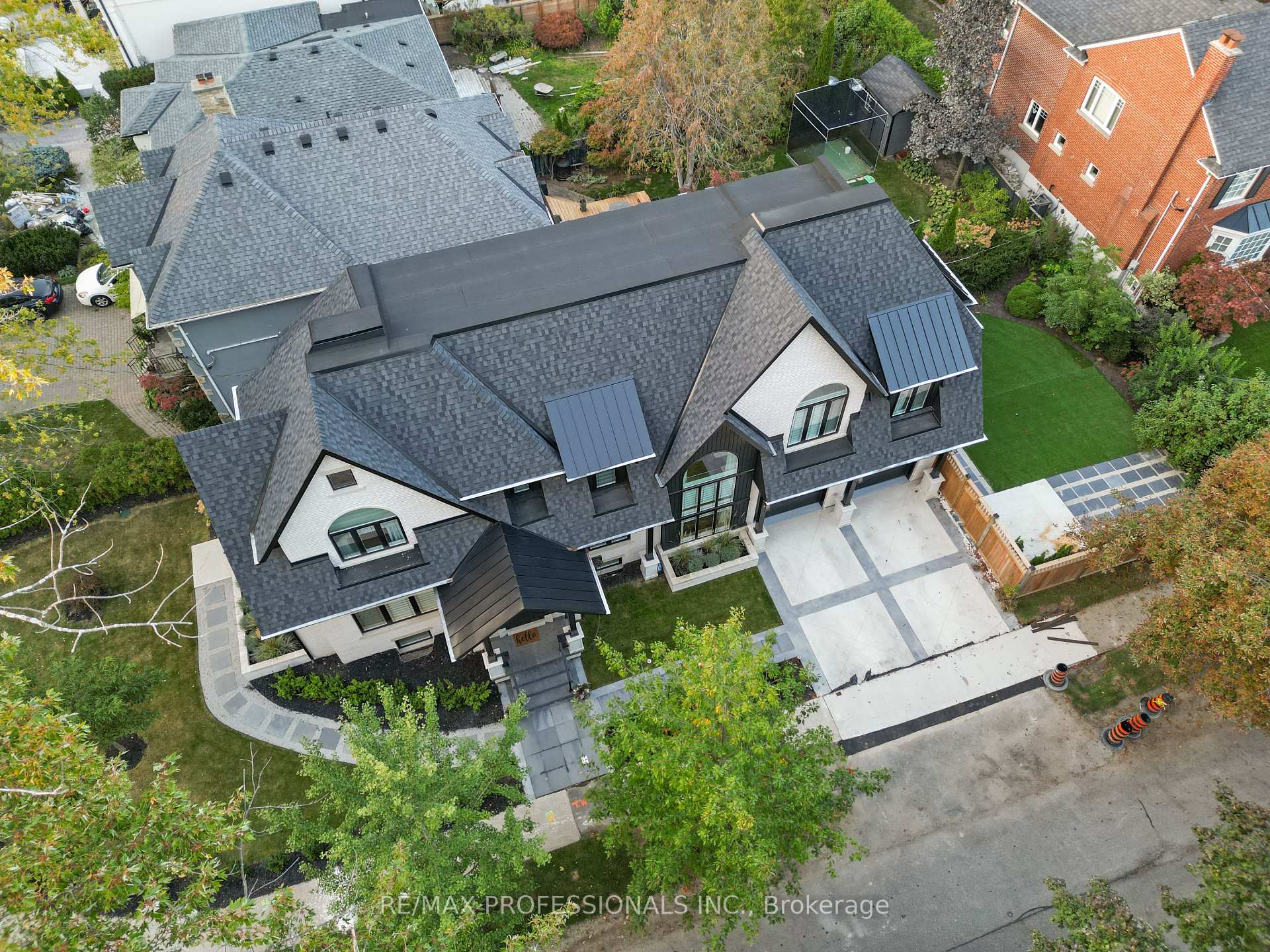 Photo 44 of 161 The Kingsway, Etobicoke, Kingsway South — HOMEH