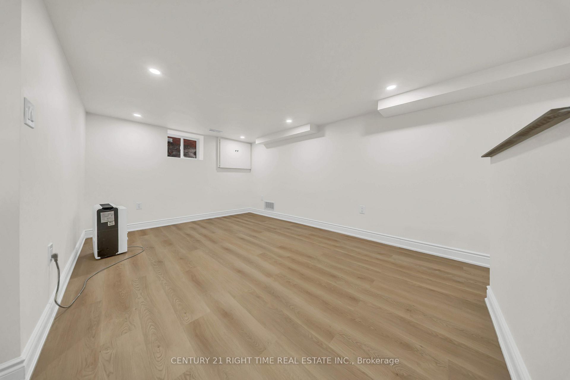 Photo 29 of 188 Courtland Avenue E, Kitchener, Cedar Hill — HOMEH