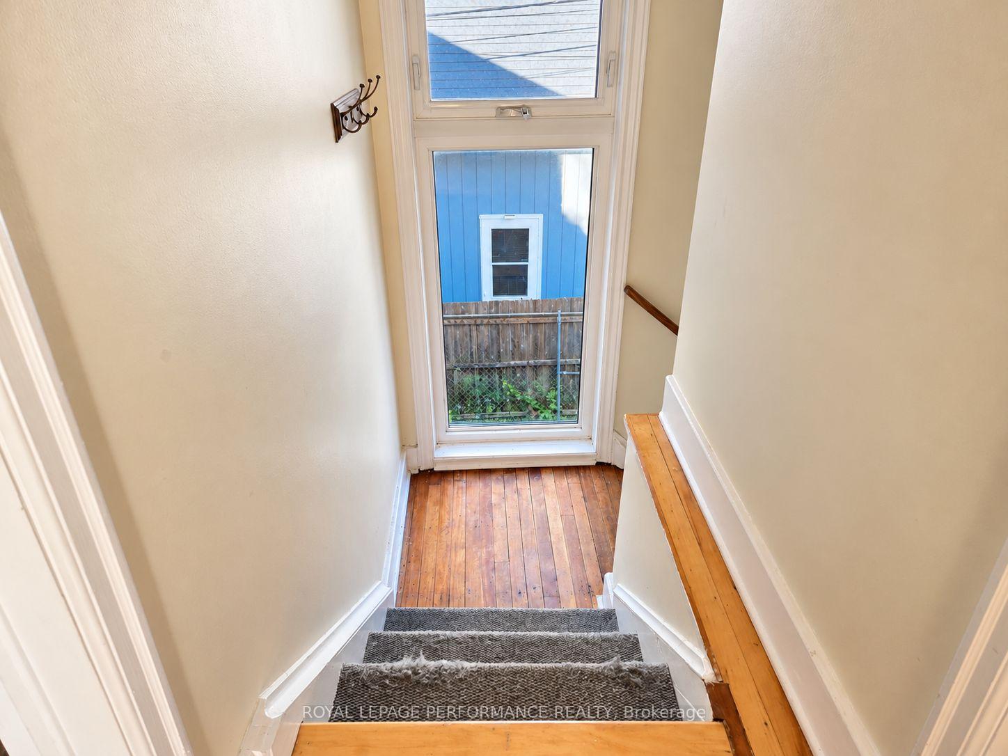 Photo 2 of Unit A, 770 Highland Avenue, Ottawa, Laurentianview — HOMEH