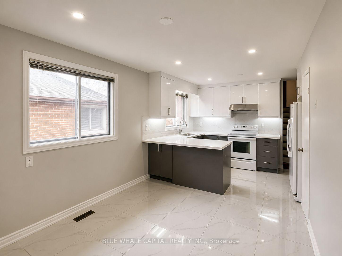 Photo 2 of Unit Upper, 13 Pawnee Avenue, North York, Pleasant View — HOMEH