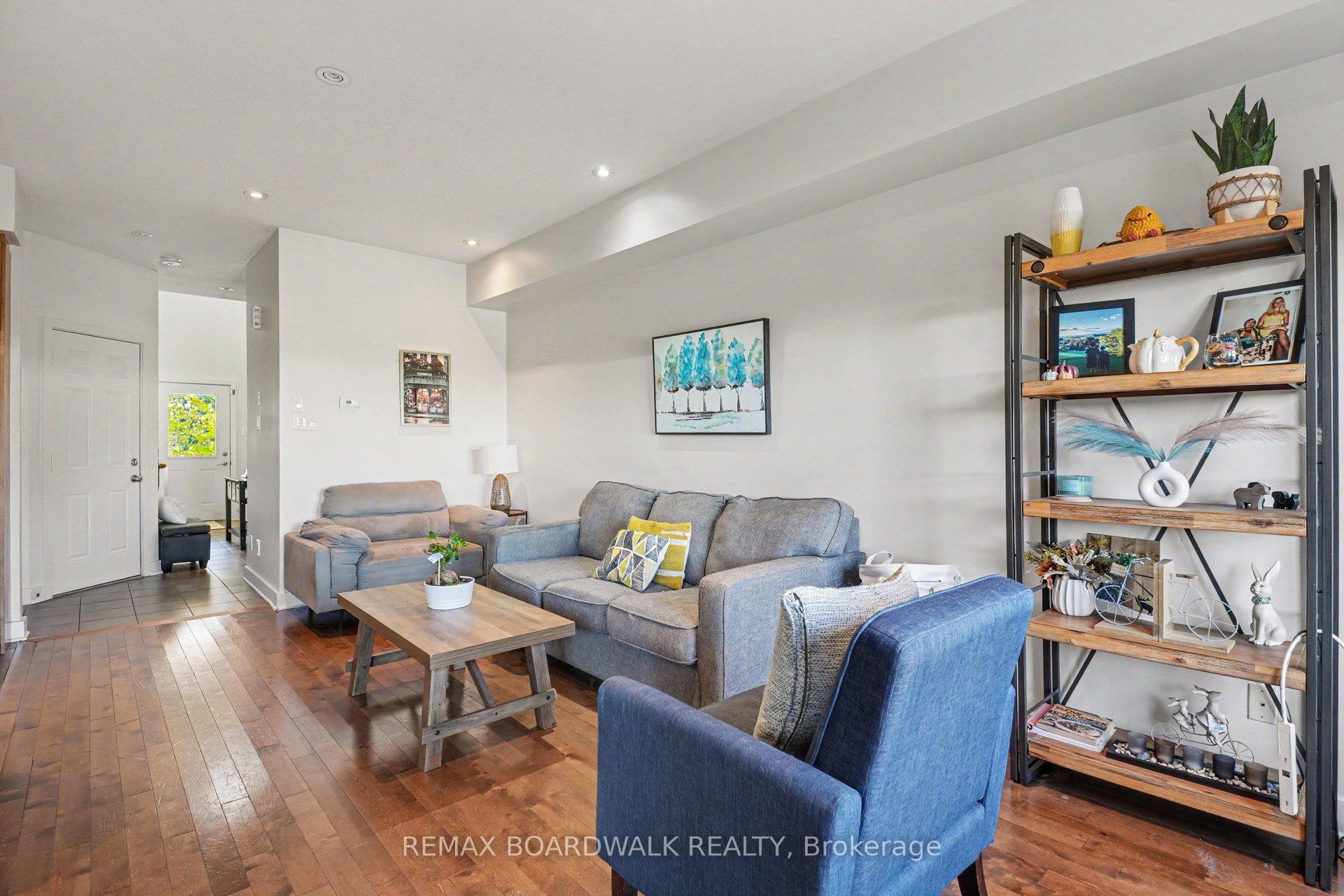 Photo 5 of 1109 Fieldfair Way, Ottawa, Notting Hill/Summerside — HOMEH
