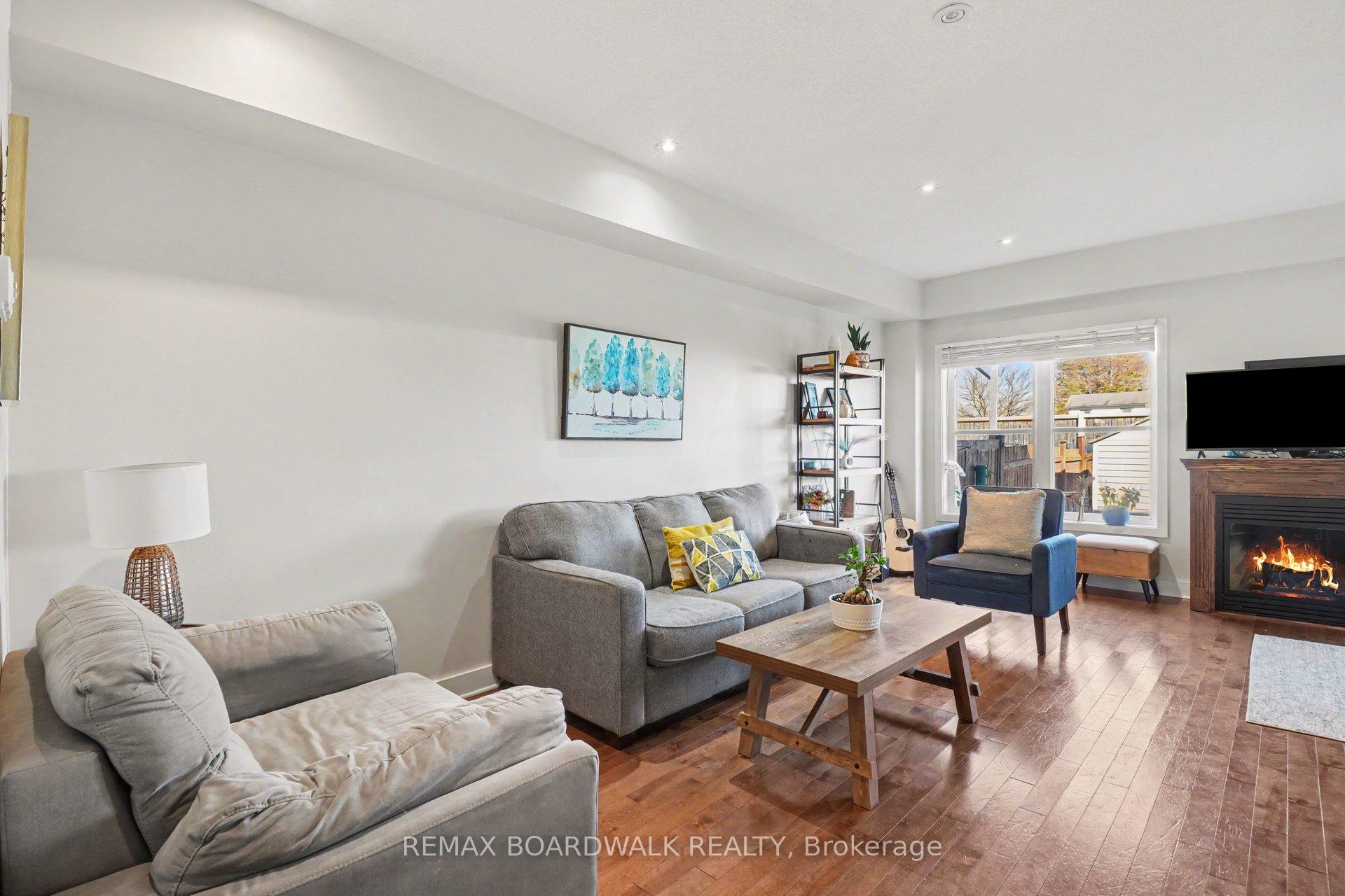 Photo 6 of 1109 Fieldfair Way, Ottawa, Notting Hill/Summerside — HOMEH