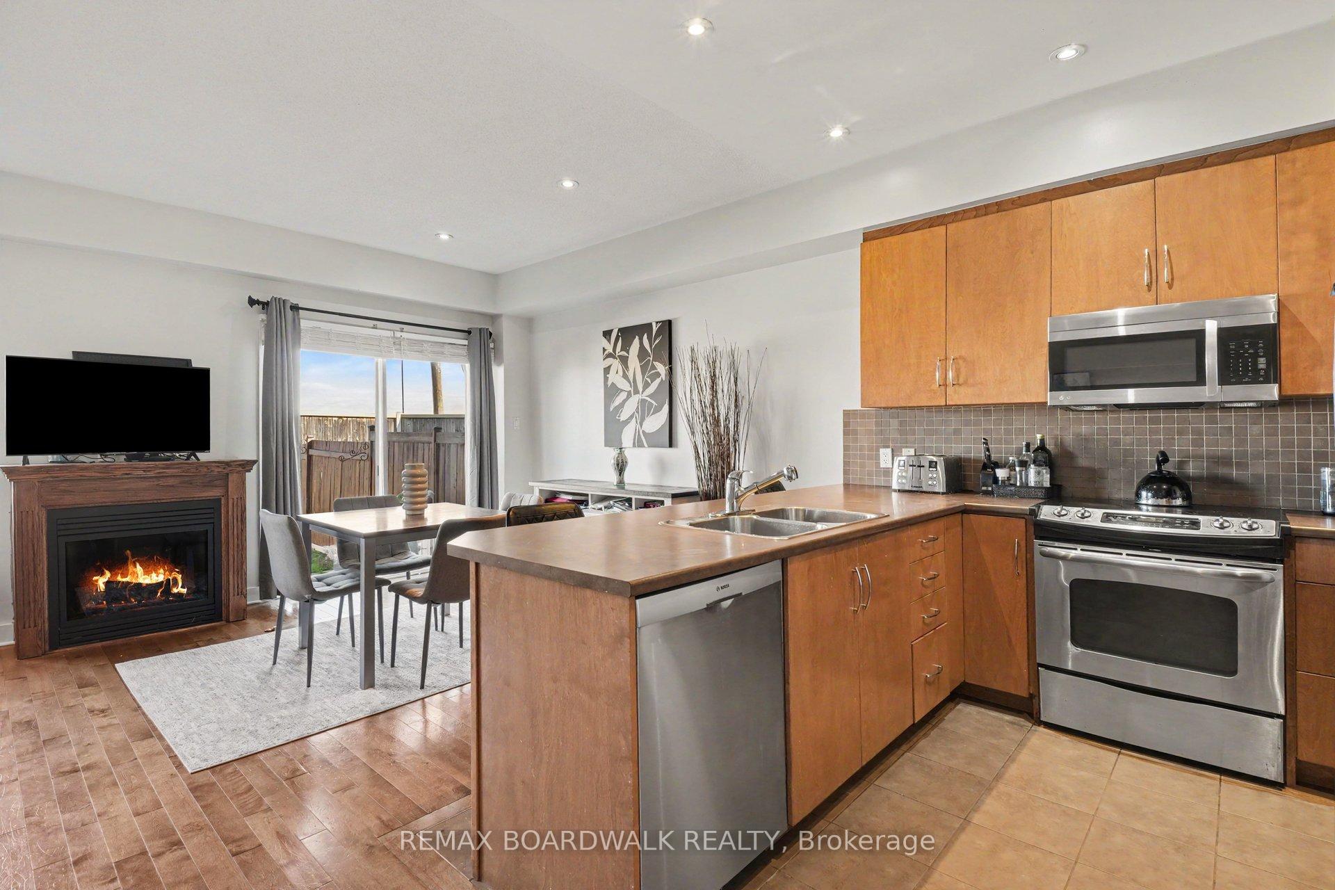 Photo 9 of 1109 Fieldfair Way, Ottawa, Notting Hill/Summerside — HOMEH