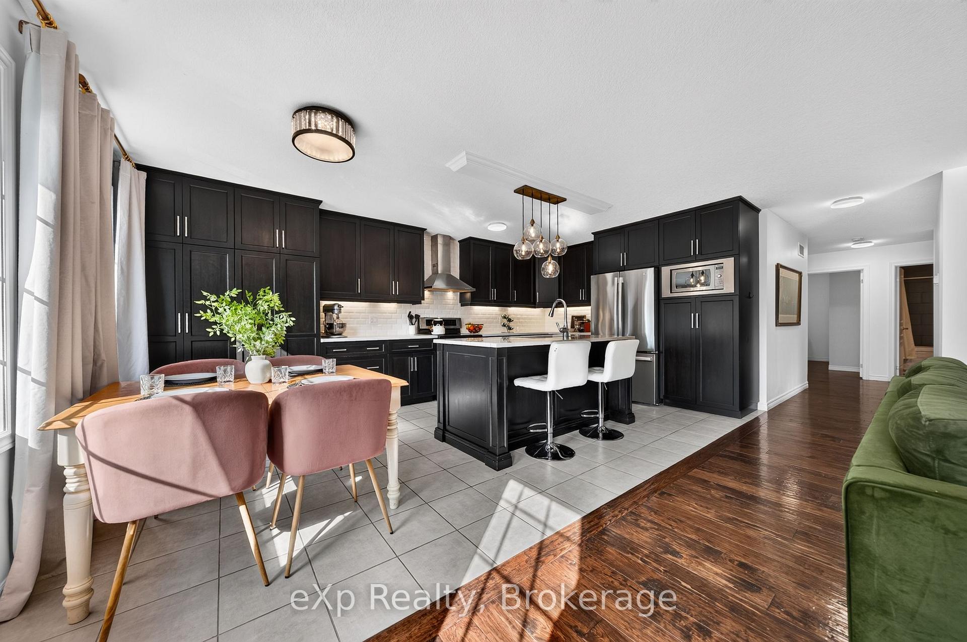 Photo 2 of 67A Raymond Street, Guelph, Downtown — HOMEH