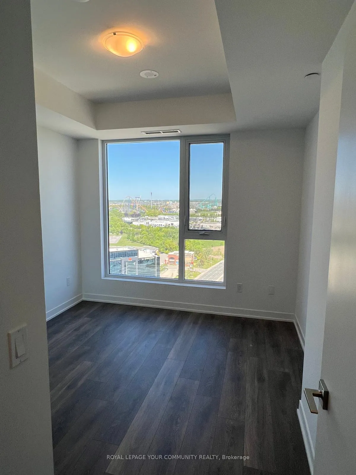 Photo 7 of Unit 1827, 498 Caldari Road, Vaughan, Concord — HOMEH