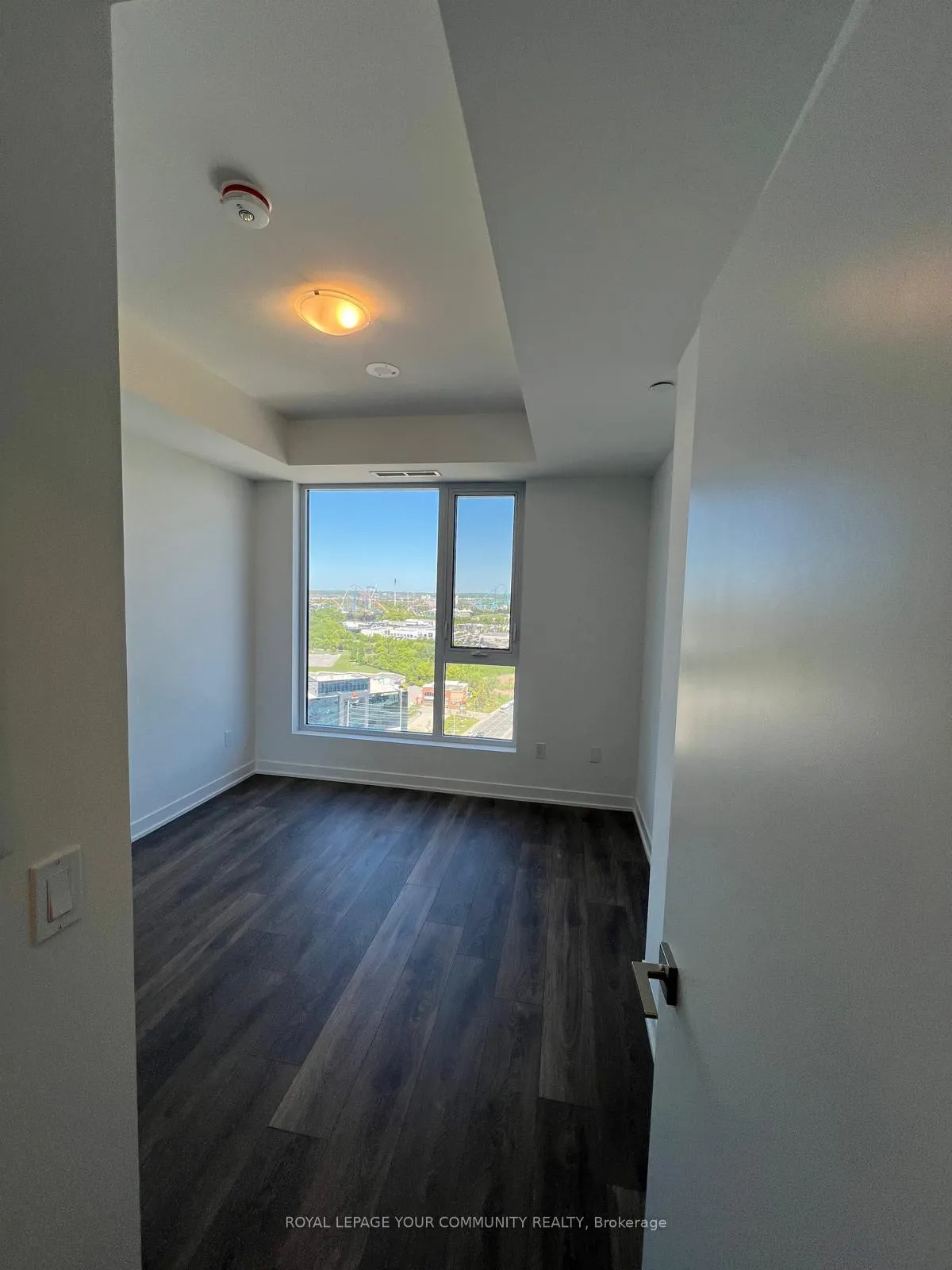Photo 10 of Unit 1827, 498 Caldari Road, Vaughan, Concord — HOMEH