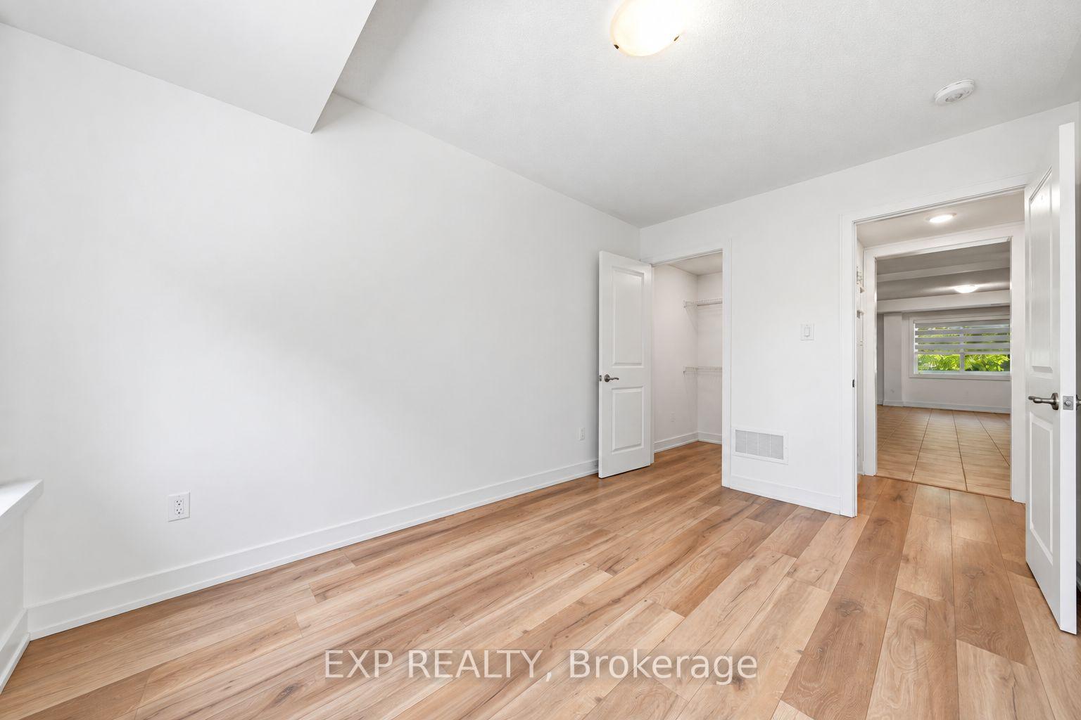 Photo 21 of 21 Magnolia Lane, Barrie, Innis-Shore — HOMEH