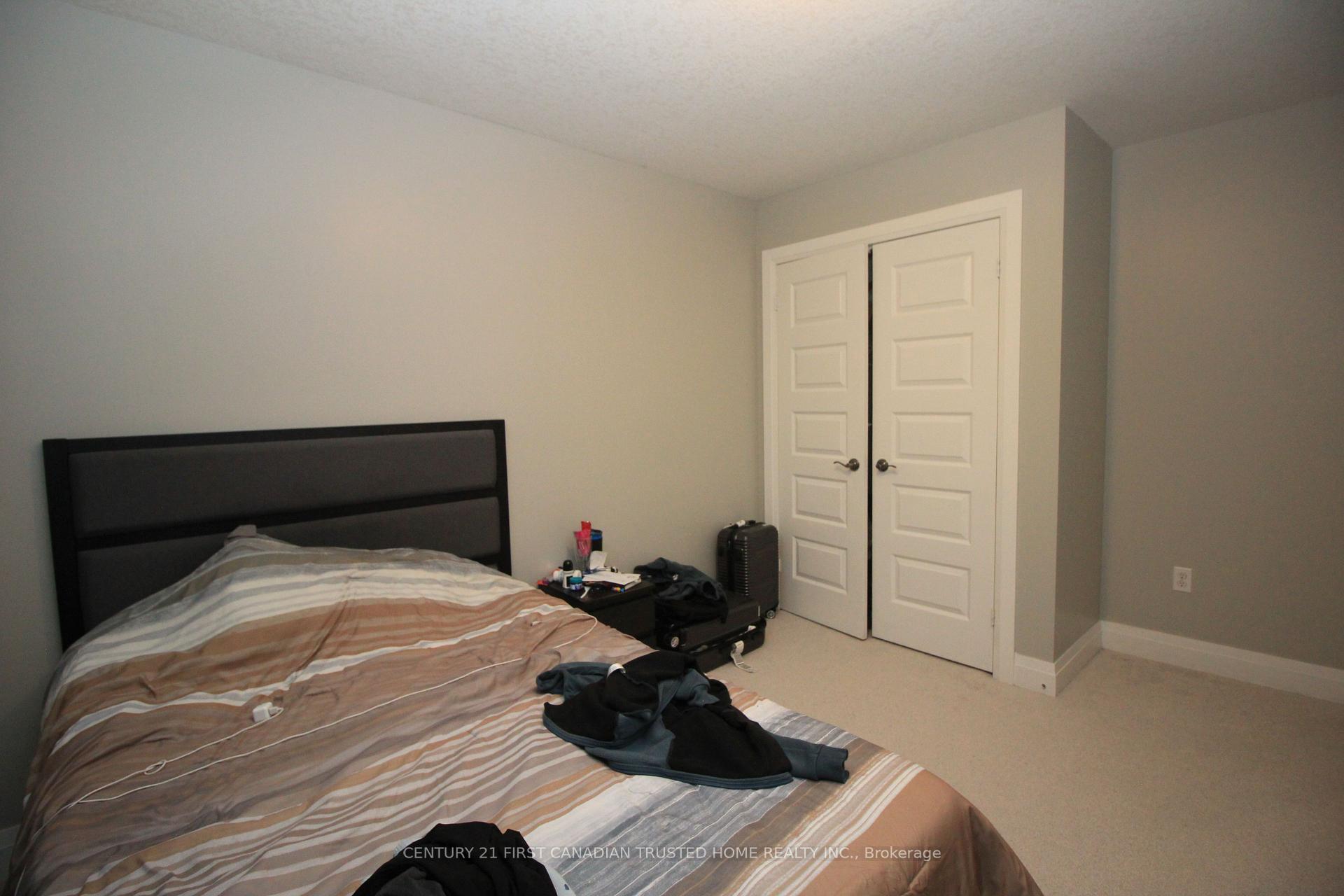 Photo 18 of 6832 Vallas Circle, London, South V — HOMEH