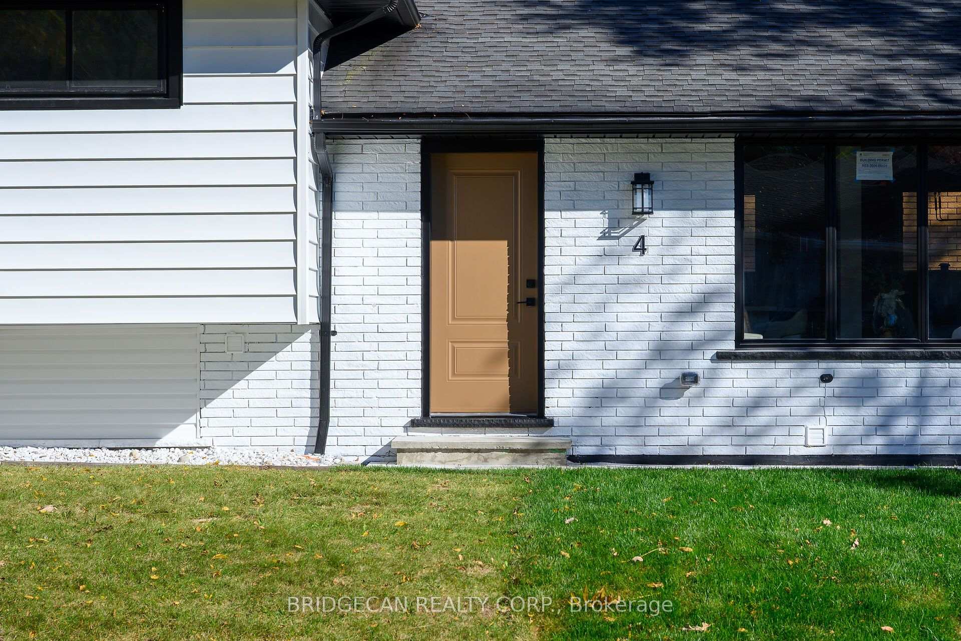 Photo 3 of 4 Bermuda Court, Hamilton, Rolston — HOMEH