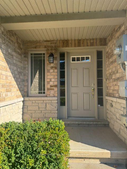 Photo 3 of 43 Hemlock Way, Grimsby, Grimsby West — HOMEH