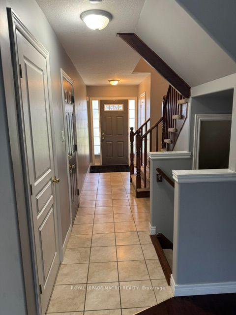 Photo 5 of 43 Hemlock Way, Grimsby, Grimsby West — HOMEH