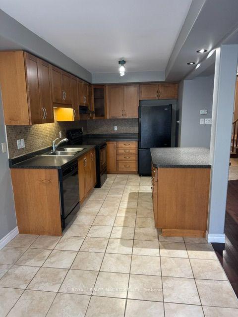 Photo 8 of 43 Hemlock Way, Grimsby, Grimsby West — HOMEH