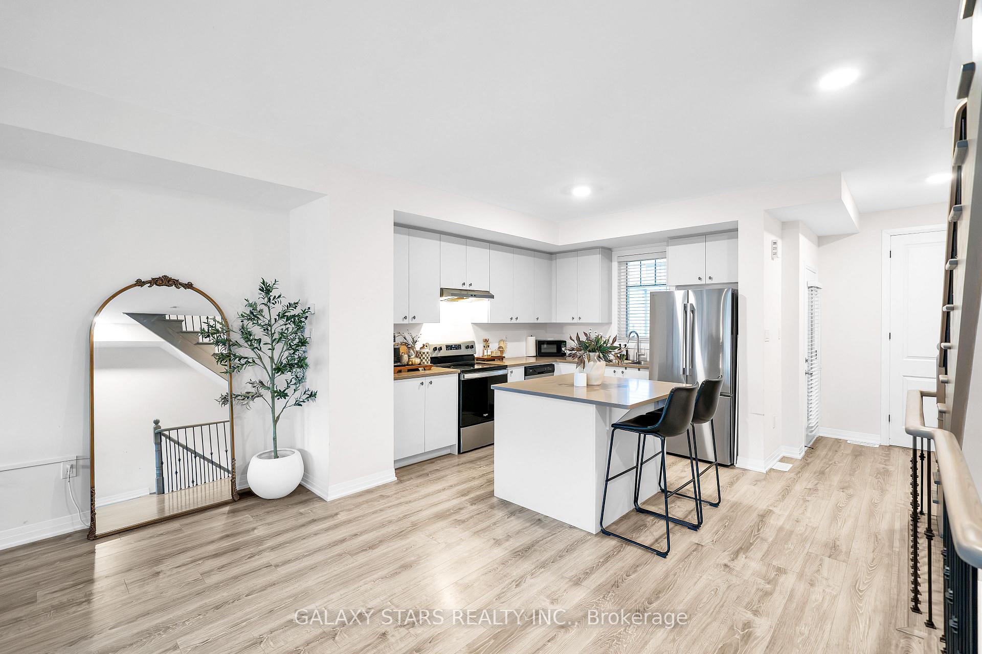 Photo 17 of 50 Ambereen Place, Clarington, Bowmanville — HOMEH