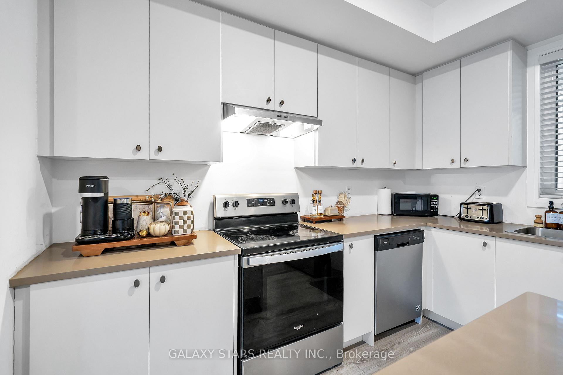 Photo 19 of 50 Ambereen Place, Clarington, Bowmanville — HOMEH