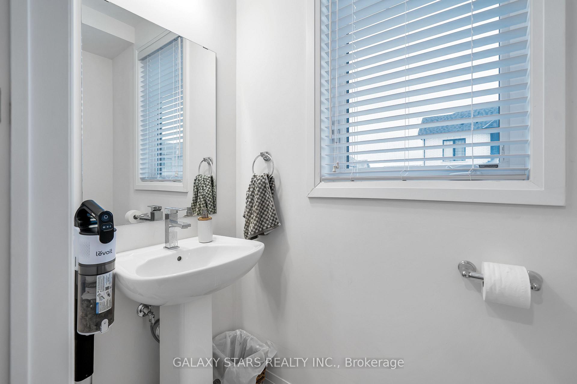 Photo 27 of 50 Ambereen Place, Clarington, Bowmanville — HOMEH