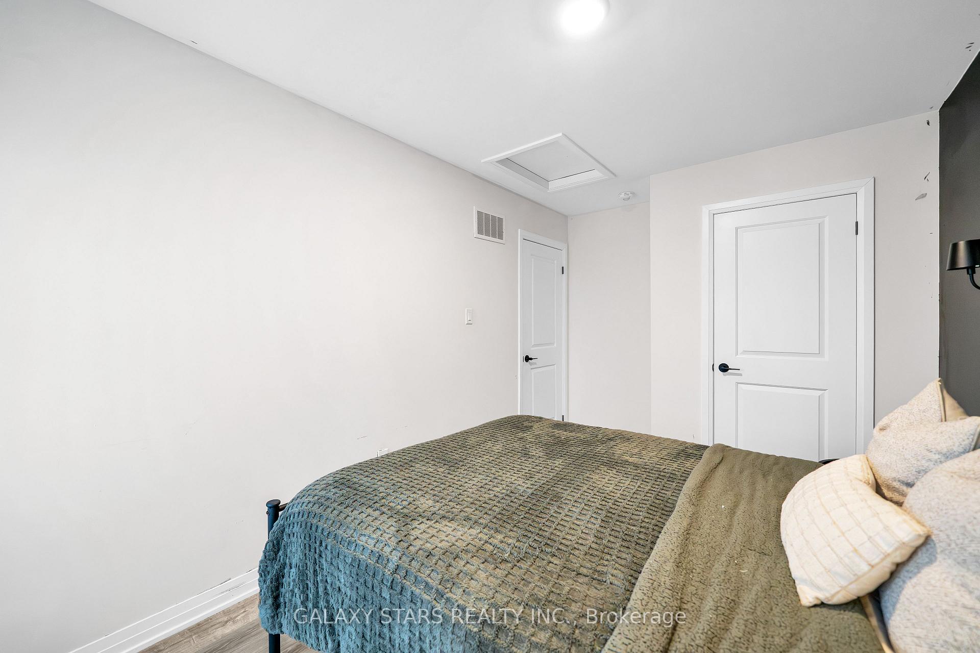 Photo 36 of 50 Ambereen Place, Clarington, Bowmanville — HOMEH