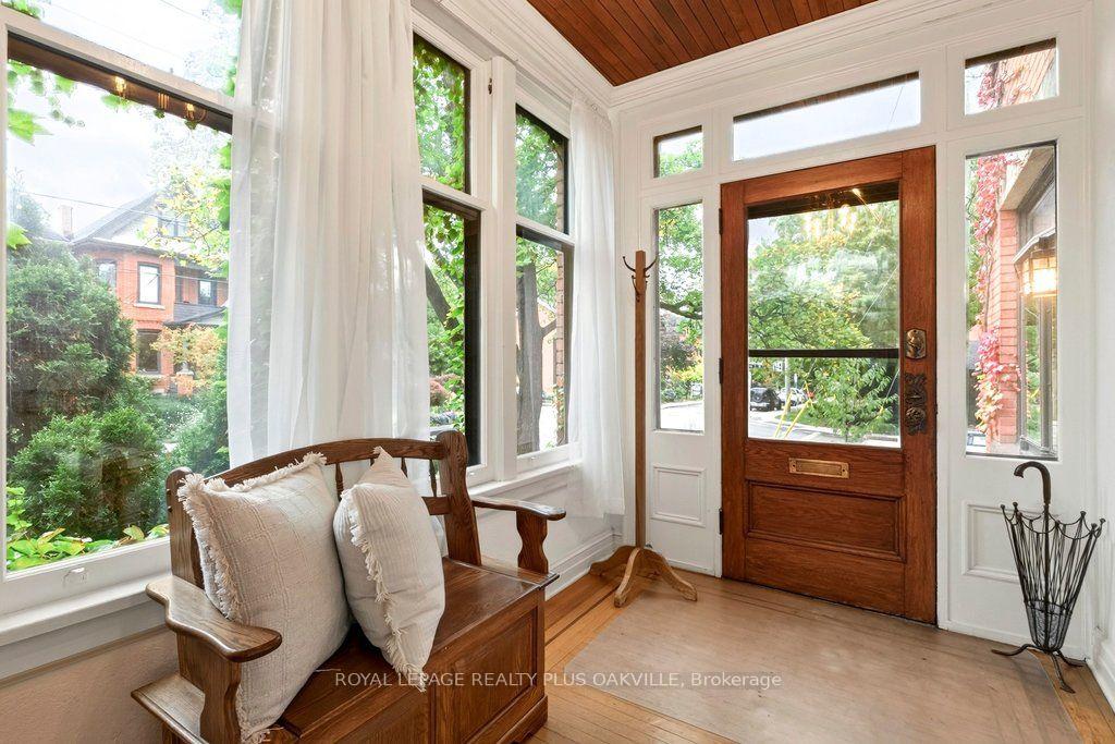 Photo 3 of 140 Markland Street, Hamilton, Durand — HOMEH