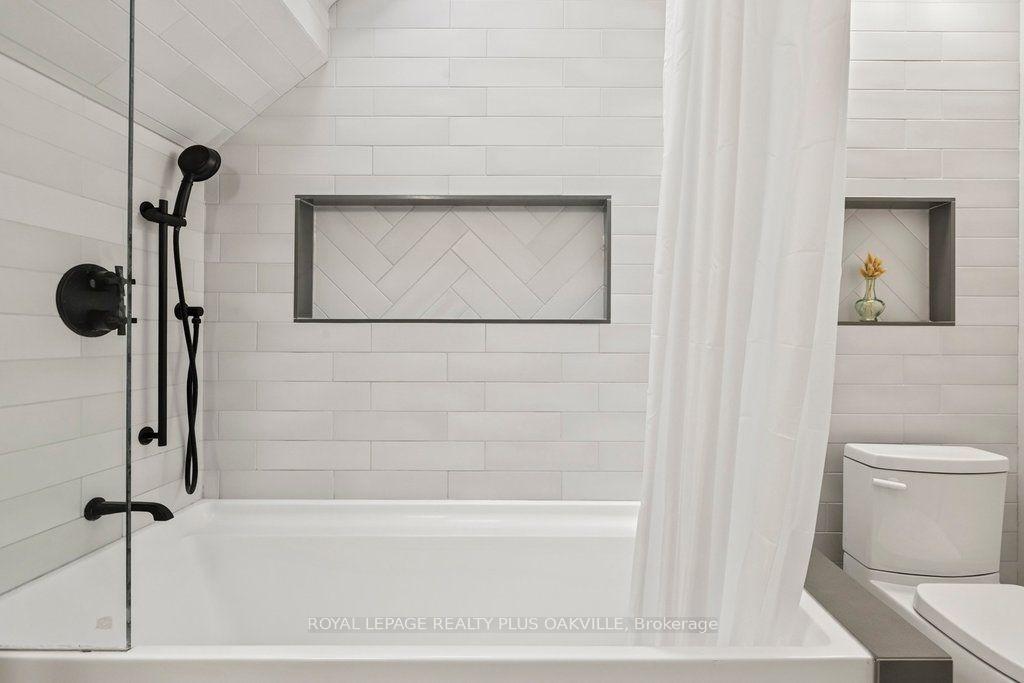 Photo 37 of 140 Markland Street, Hamilton, Durand — HOMEH