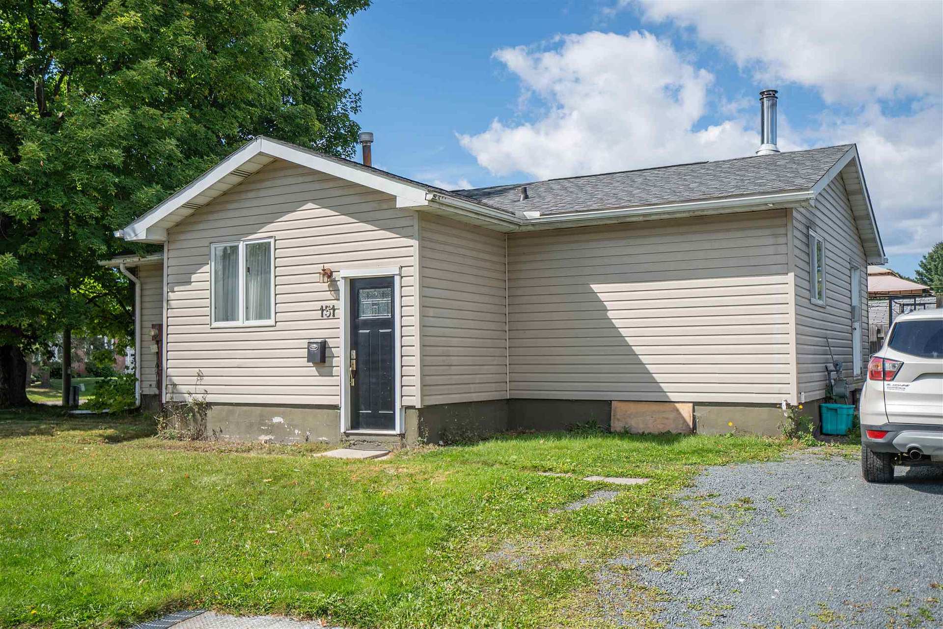 Photo 2 of 151 Chicora Crescent, Sault Ste Marie, Ward 1 — HOMEH