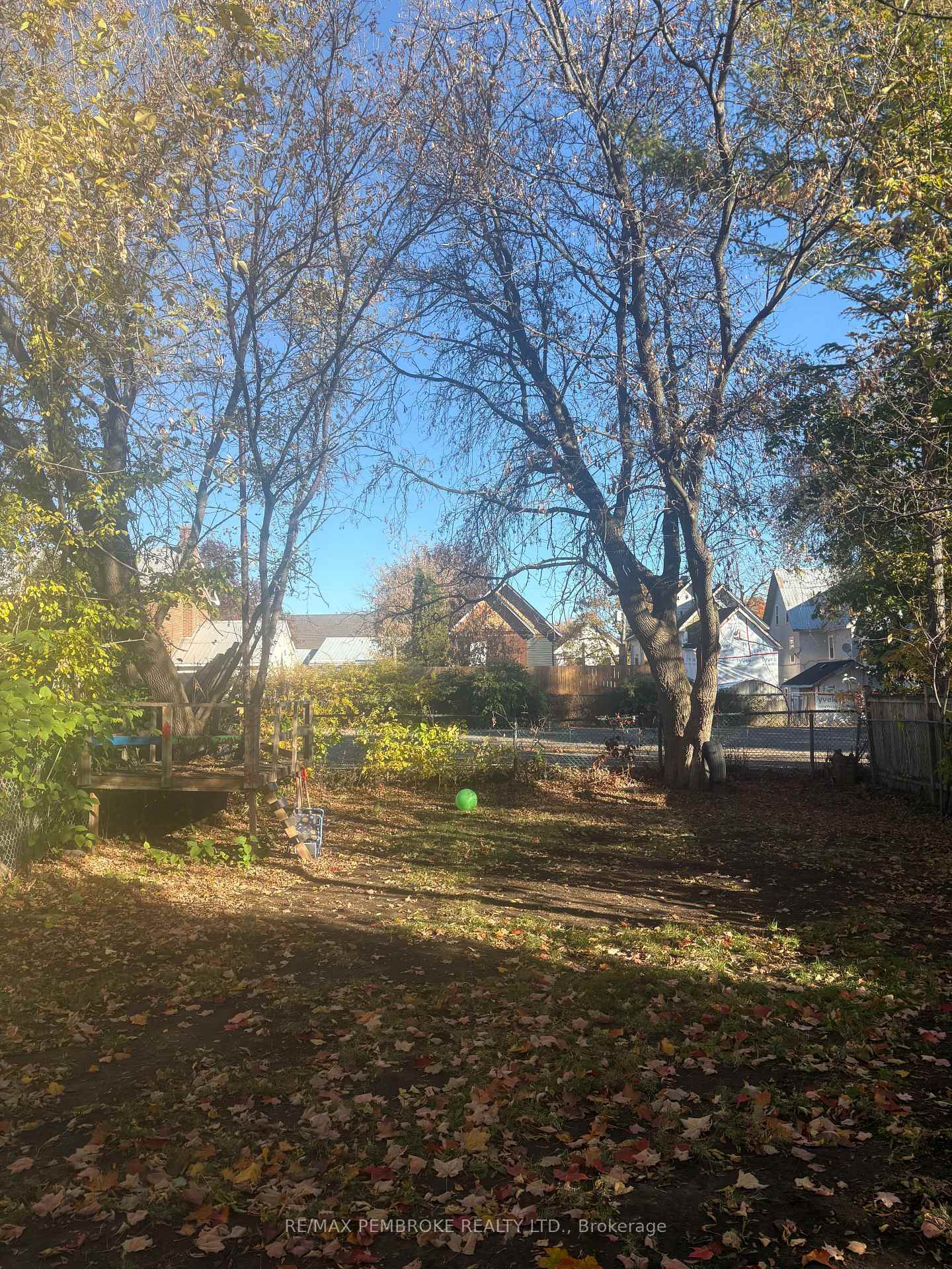 Photo 3 of 371 Miller Street, Pembroke, Pembroke — HOMEH