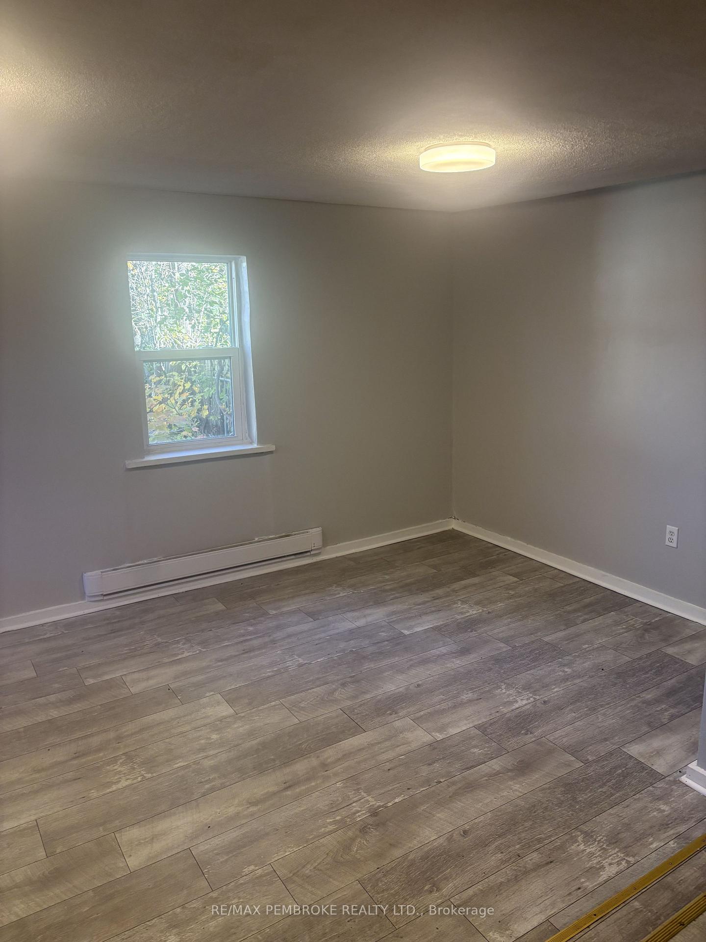 Photo 6 of 371 Miller Street, Pembroke, Pembroke — HOMEH