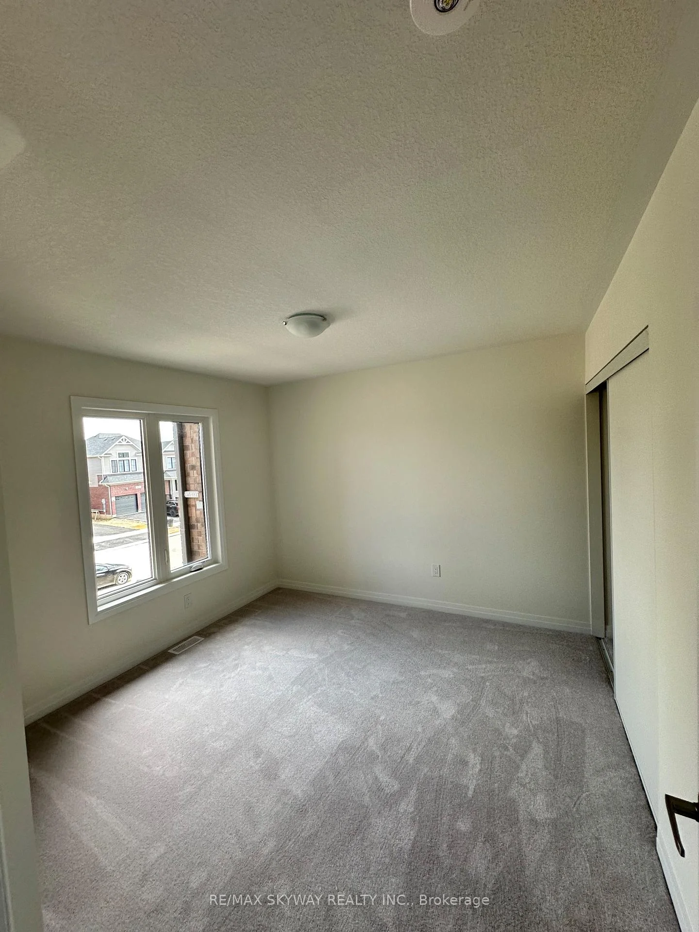 Photo 4 of 54 Robert Wyllie Street, North Dumfries, Ayr — HOMEH