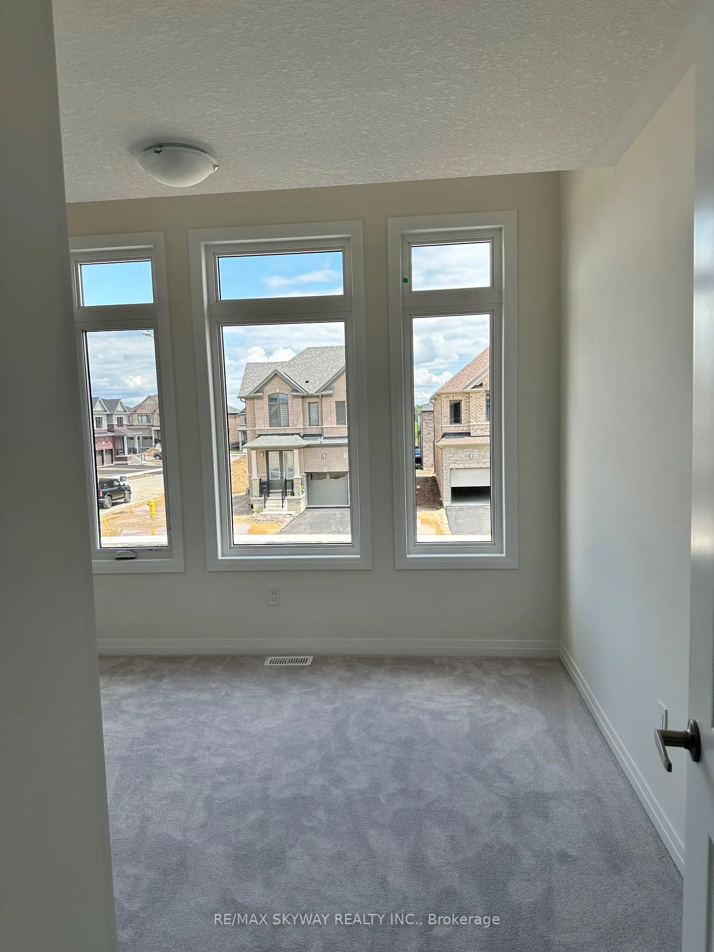 Photo 9 of 54 Robert Wyllie Street, North Dumfries, Ayr — HOMEH