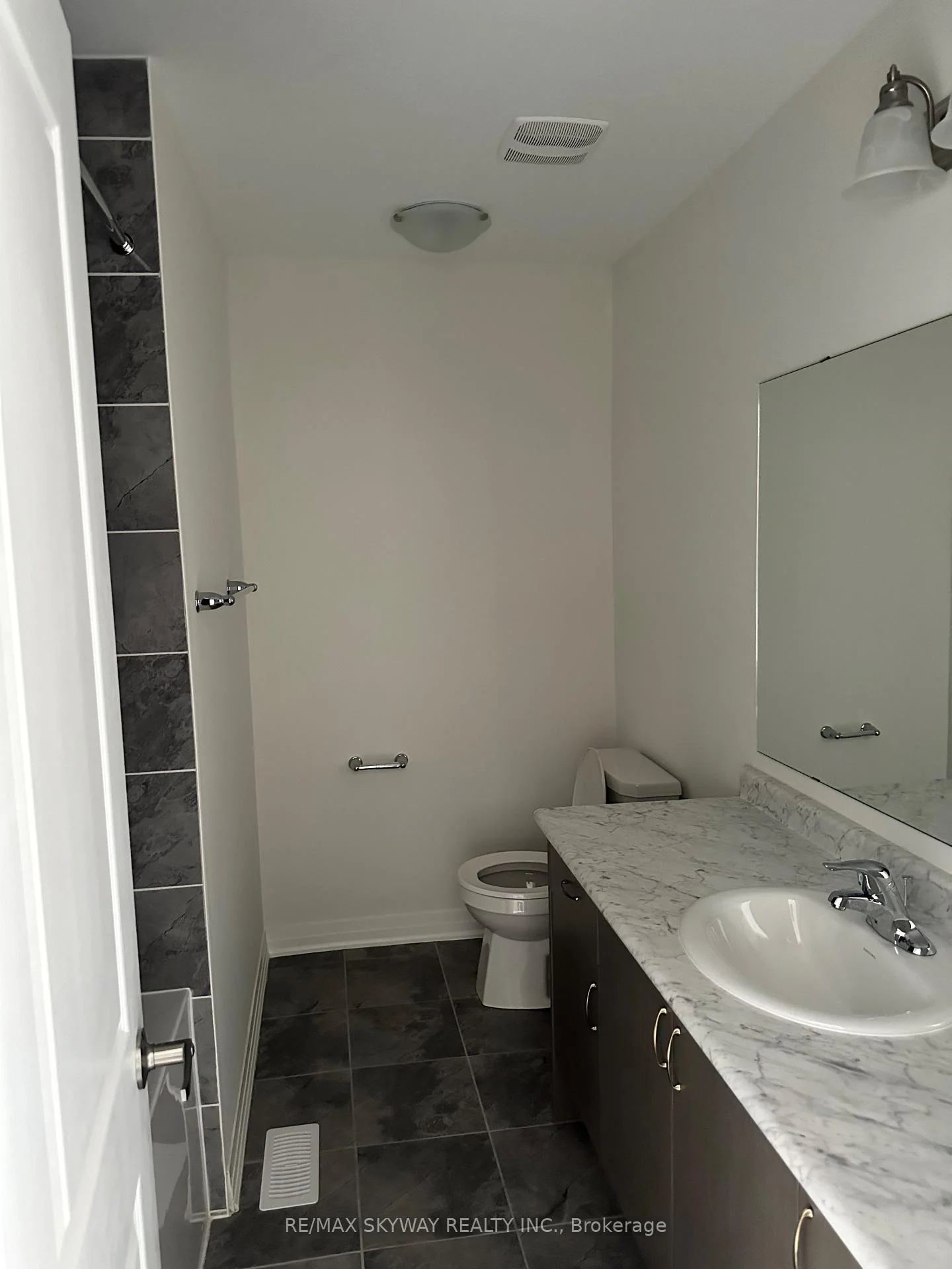Photo 10 of 54 Robert Wyllie Street, North Dumfries, Ayr — HOMEH