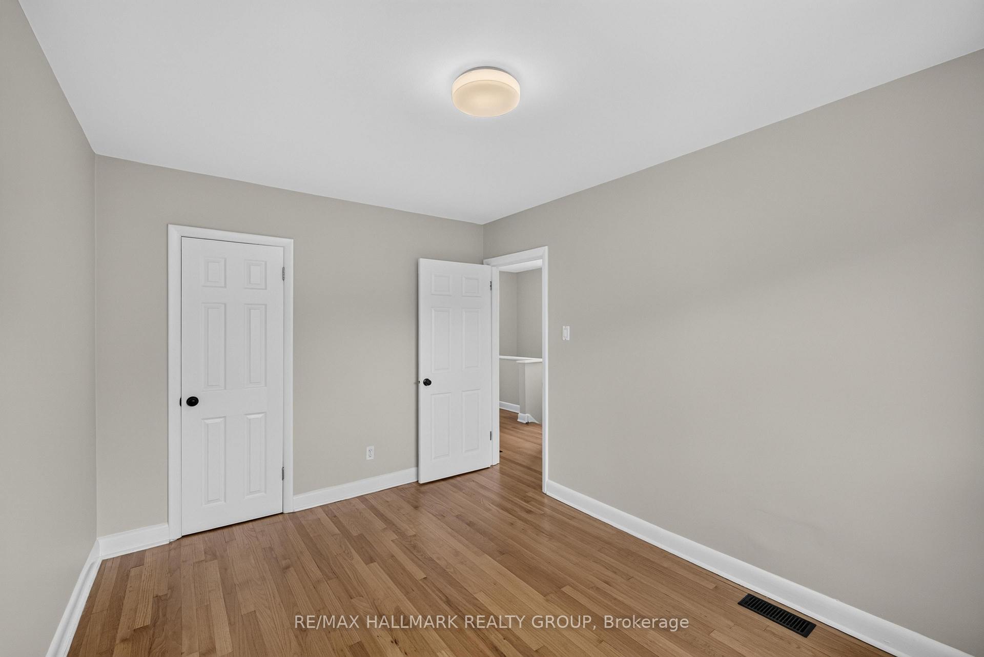 Photo 16 of 1213 Emperor Avenue, Ottawa, Carlington — HOMEH