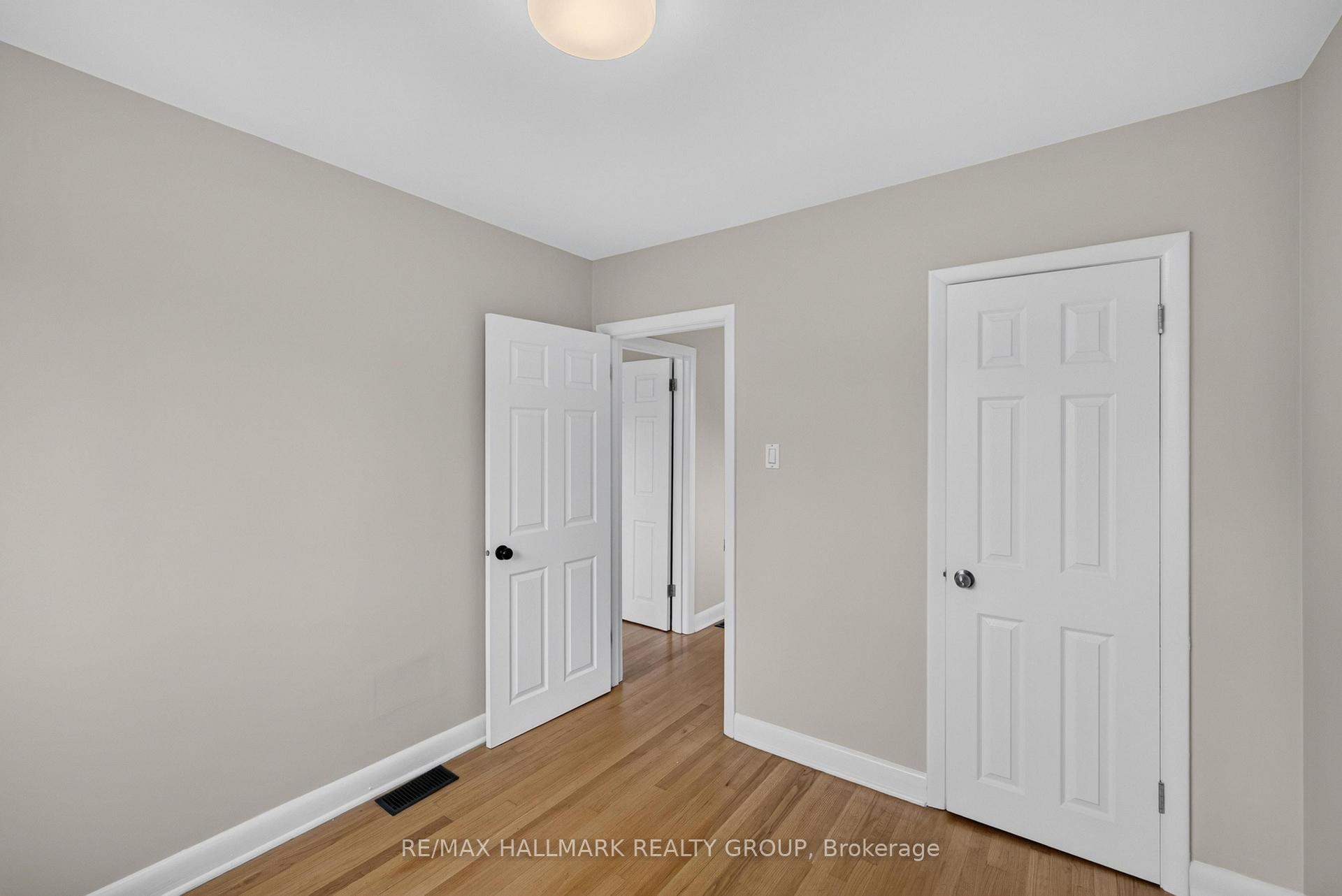 Photo 18 of 1213 Emperor Avenue, Ottawa, Carlington — HOMEH