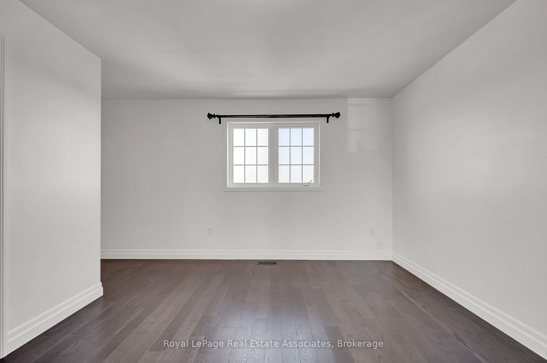 Photo 18 of 31 Crockett Place, Clarington, Bowmanville — HOMEH