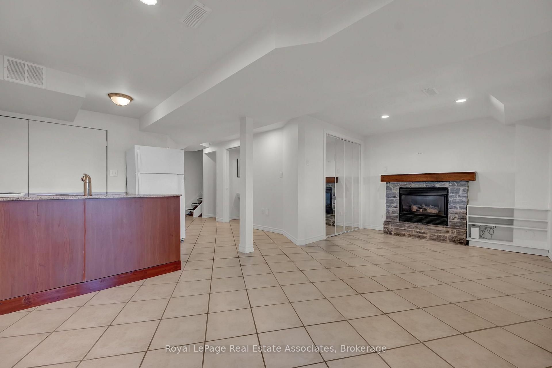 Photo 26 of 31 Crockett Place, Clarington, Bowmanville — HOMEH