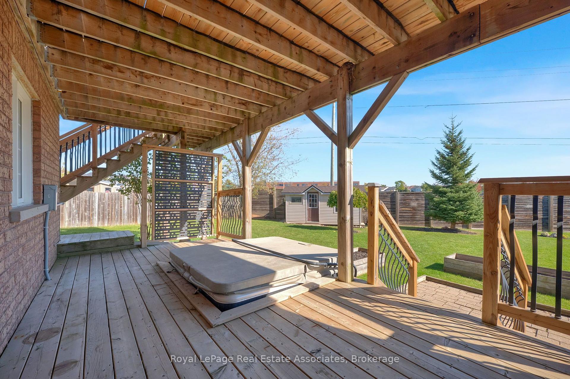 Photo 34 of 31 Crockett Place, Clarington, Bowmanville — HOMEH