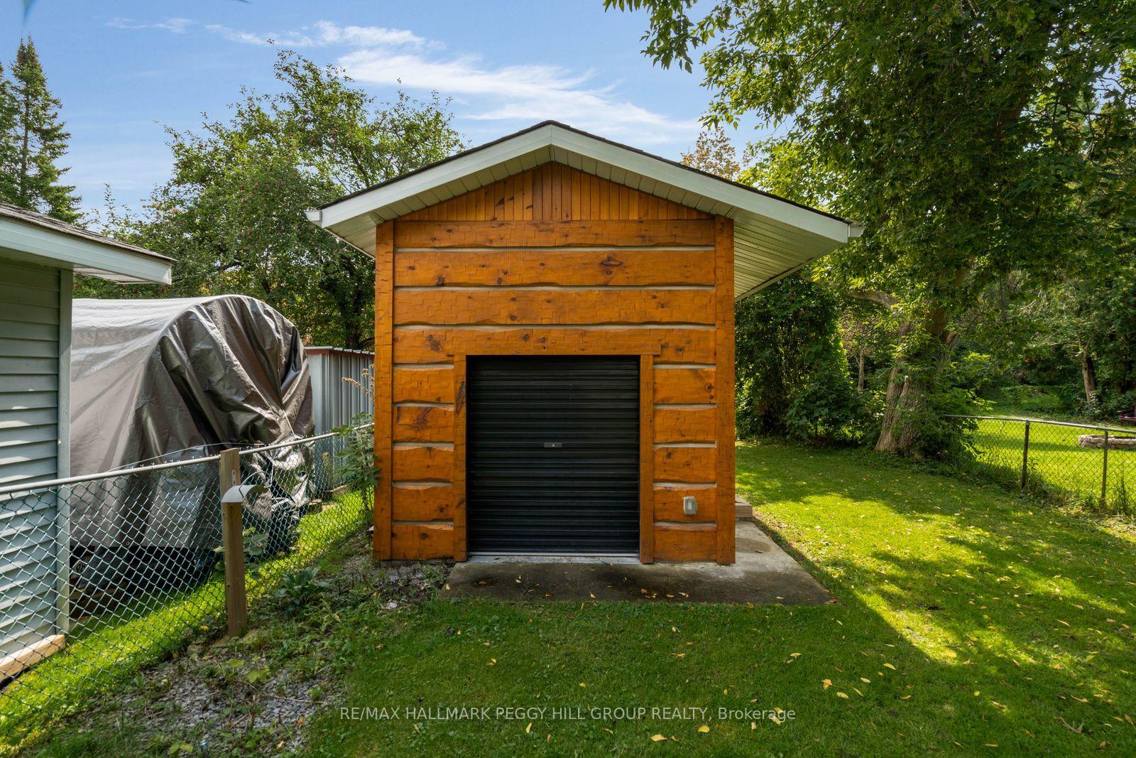 Photo 8 of 93 Bond Street, Orillia — HOMEH