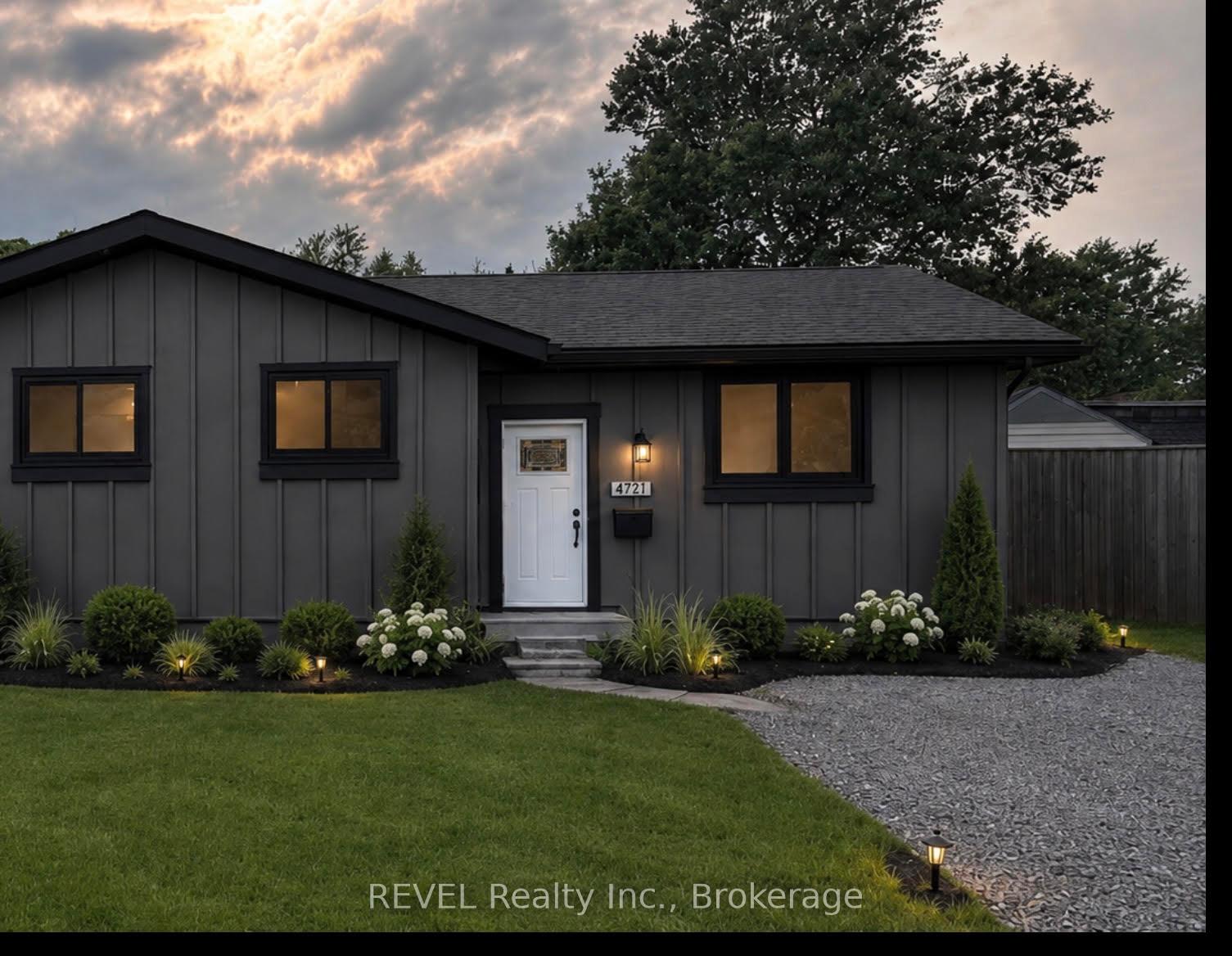 Photo 2 of Unit B, 477 Lakeside Road, Fort Erie, Crescent Park — HOMEH