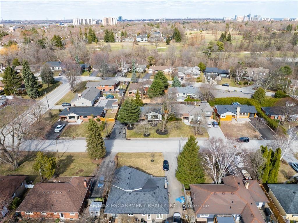 Photo 36 of 869 Condor Drive, Burlington, LaSalle — HOMEH