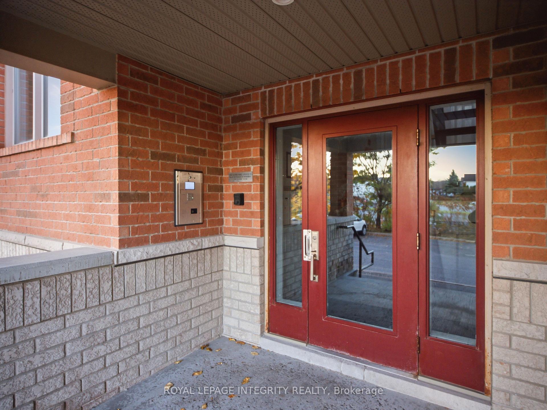 Photo 2 of Unit 3, 545 Stonefield Private, Ottawa, Barrhaven East — HOMEH