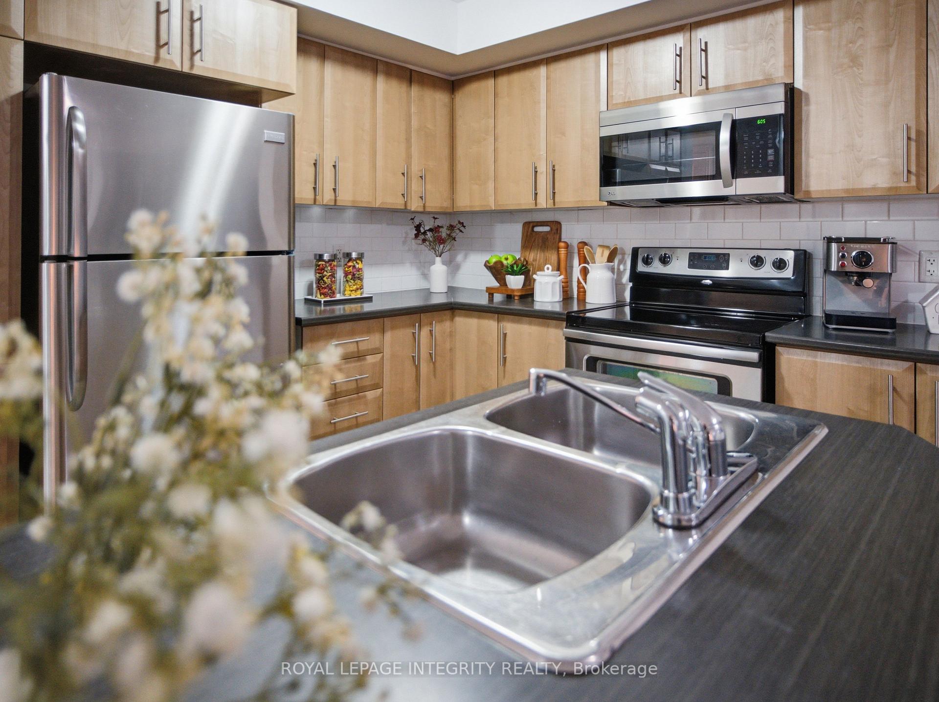 Photo 8 of Unit 3, 545 Stonefield Private, Ottawa, Barrhaven East — HOMEH