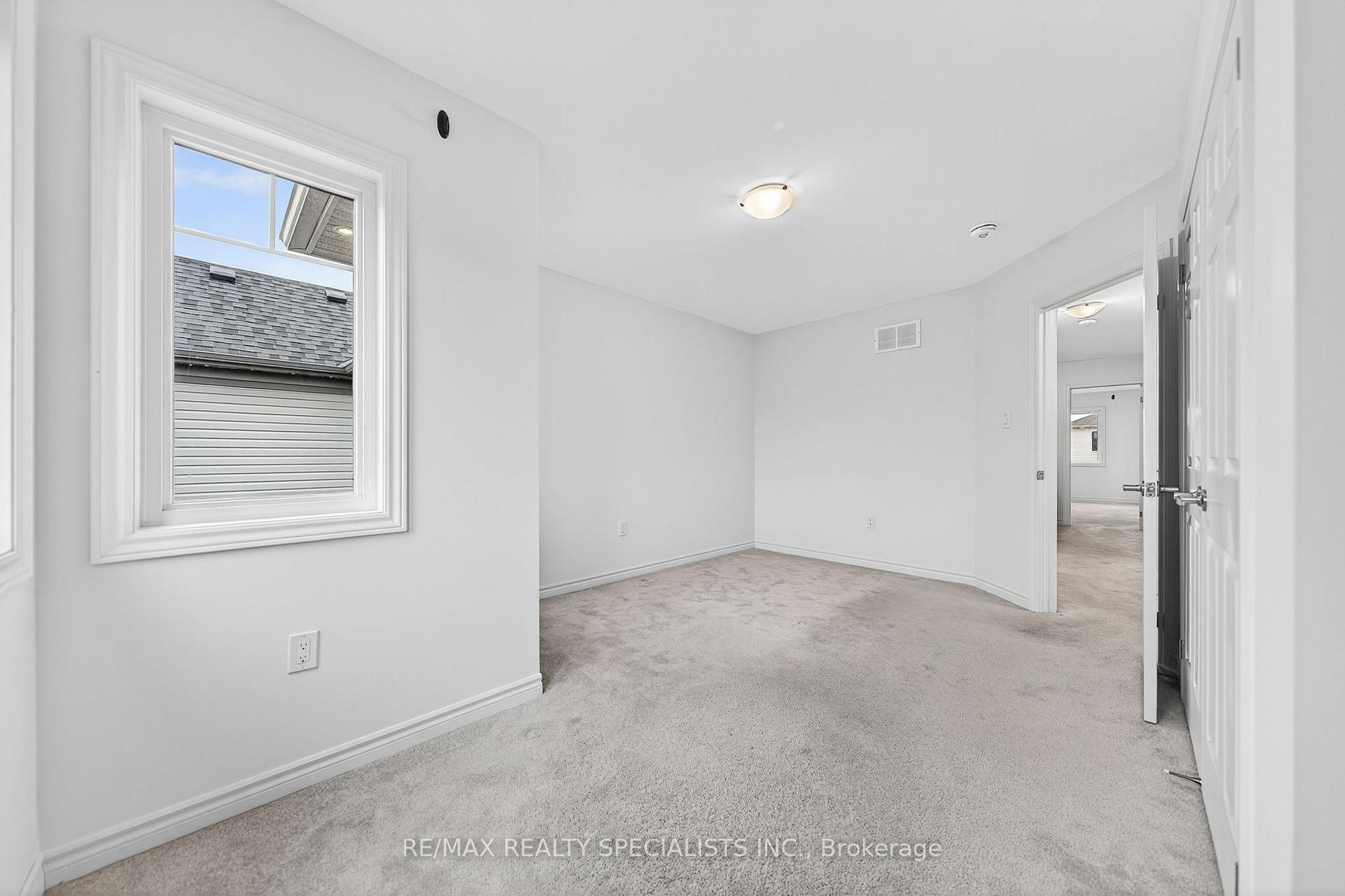 Photo 50 of 27 Harpin Way W, Centre Wellington, Fergus — HOMEH