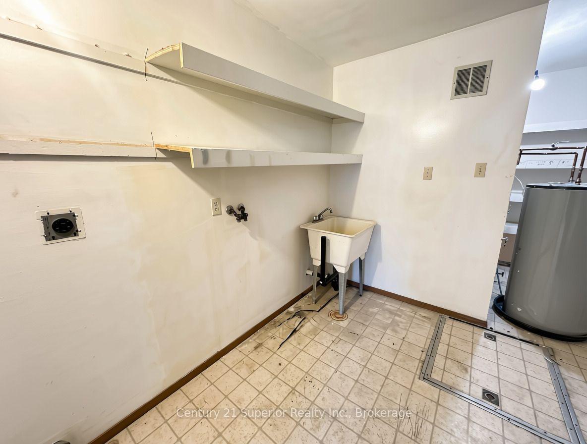 Photo 19 of 606 Peary Street, Schreiber — HOMEH