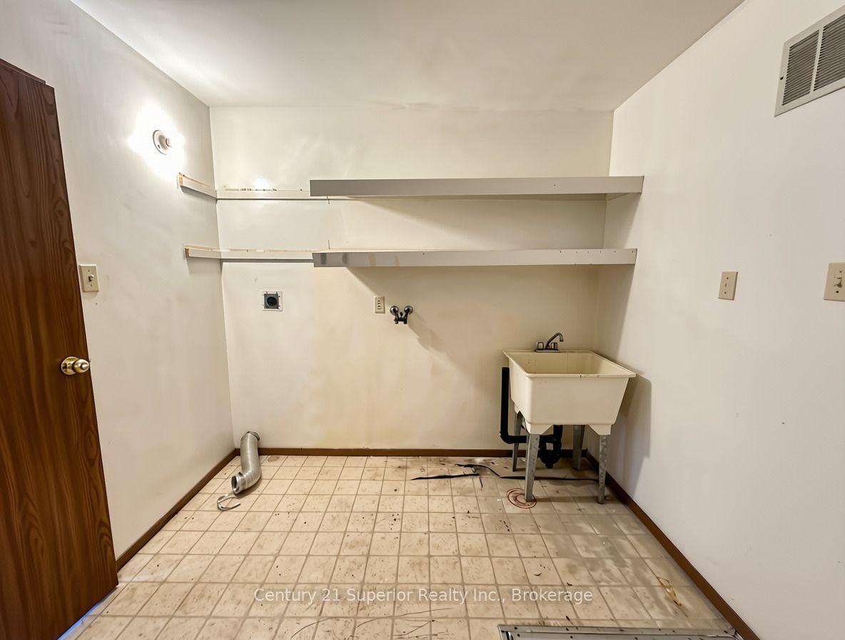 Photo 20 of 606 Peary Street, Schreiber — HOMEH