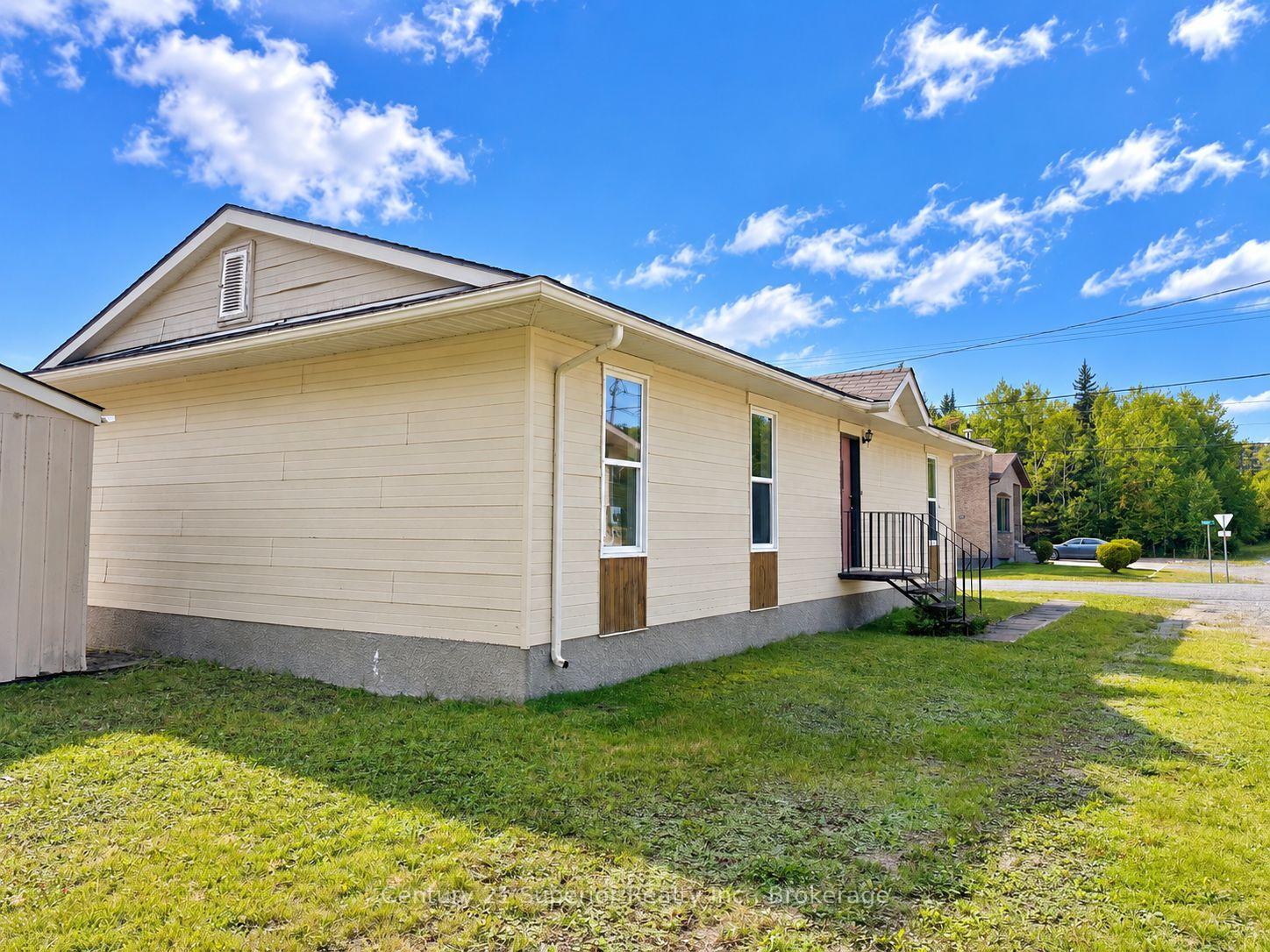Photo 28 of 606 Peary Street, Schreiber — HOMEH