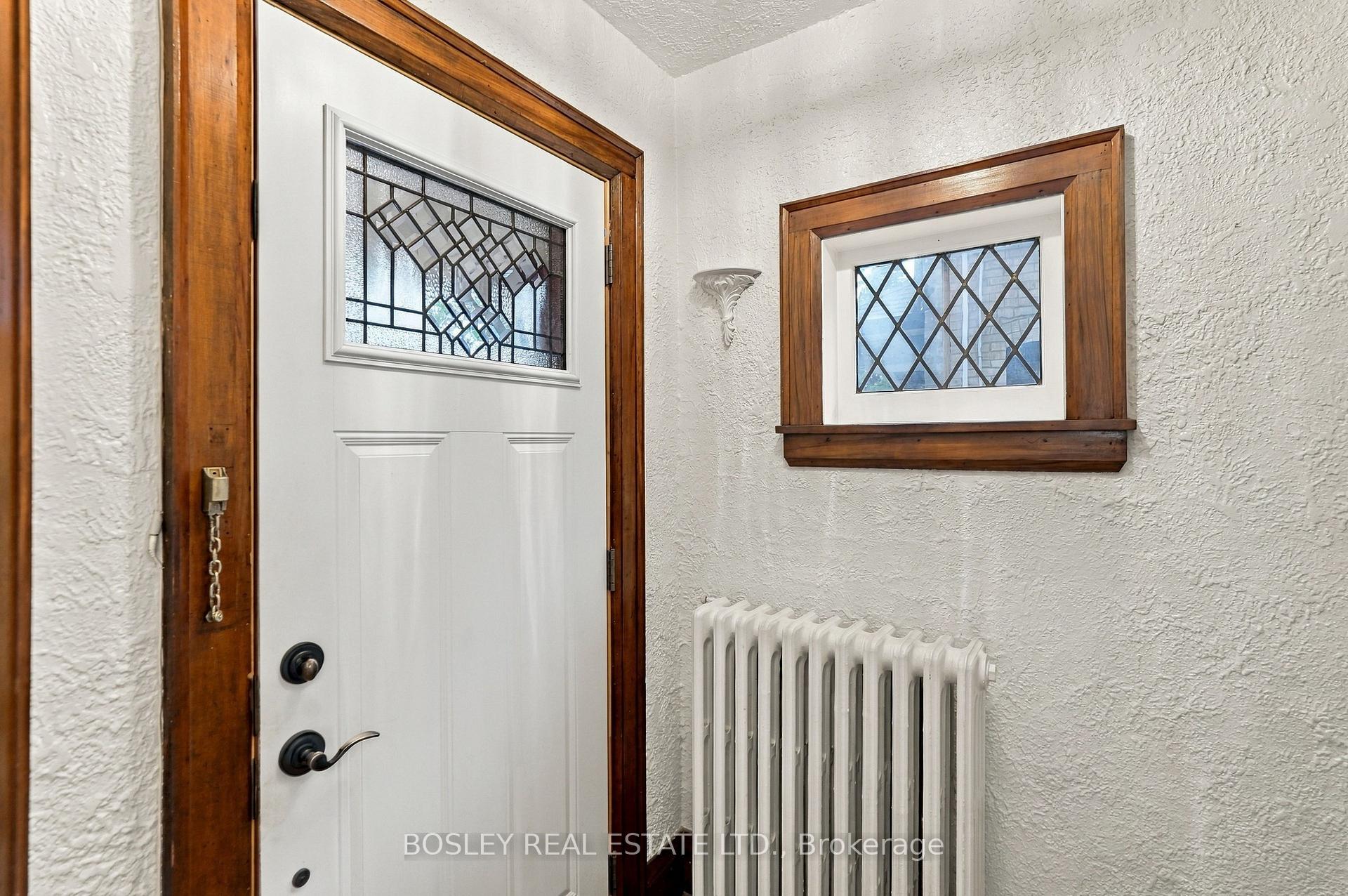 Photo 8 of 93 Eleventh Street, Etobicoke, New Toronto — HOMEH
