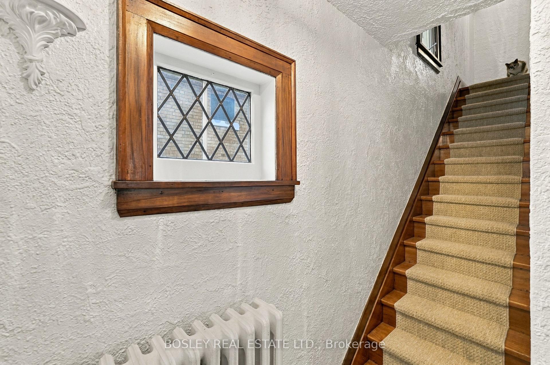 Photo 17 of 93 Eleventh Street, Etobicoke, New Toronto — HOMEH