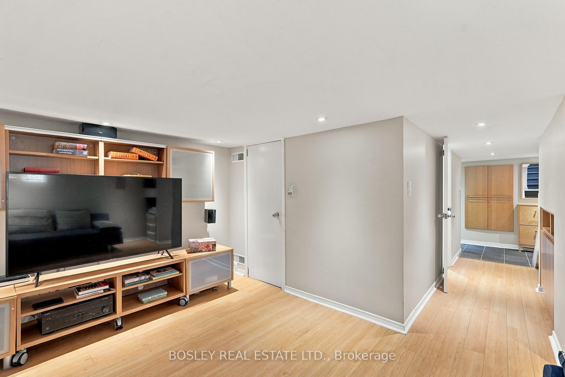 Photo 28 of 93 Eleventh Street, Etobicoke, New Toronto — HOMEH