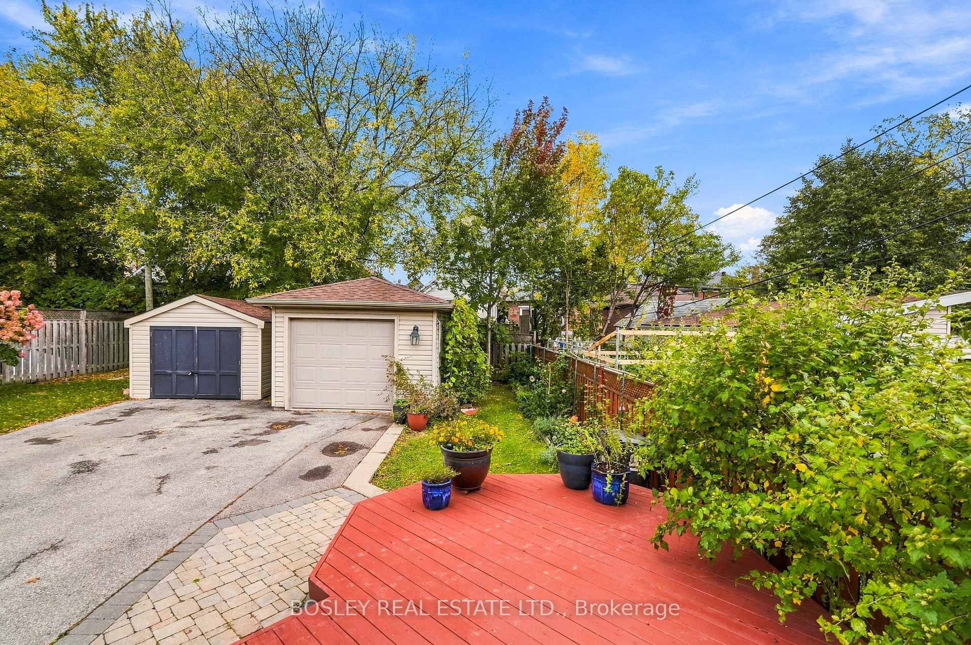 Photo 34 of 93 Eleventh Street, Etobicoke, New Toronto — HOMEH